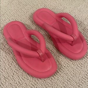 Melissa Free Bubble Style Hot Pink Flip Flop Sandals Size 9 Vegan